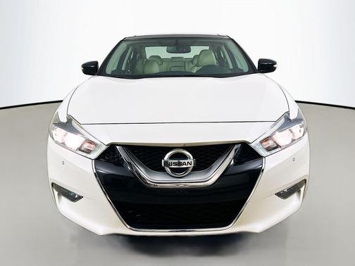 Pearl White 2017 Nissan Maxima 3.5 SL