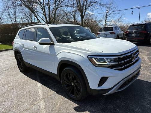 2023 Volkswagen Atlas 3.6L SE w/Technology