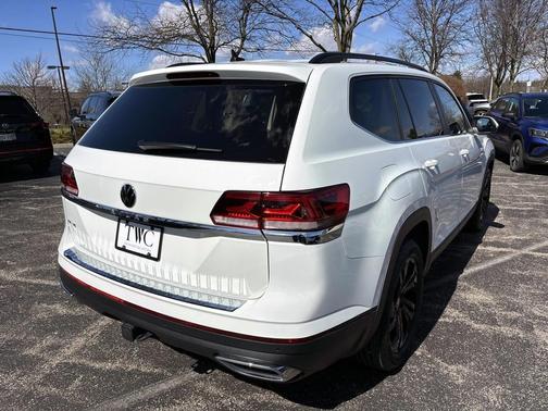 2023 Volkswagen Atlas 3.6L SE w/Technology