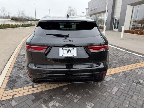 2024 Jaguar F-PACE R-Dynamic S P250 AWD Automatic
