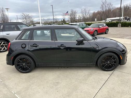 2024 MINI Hardtop Cooper S