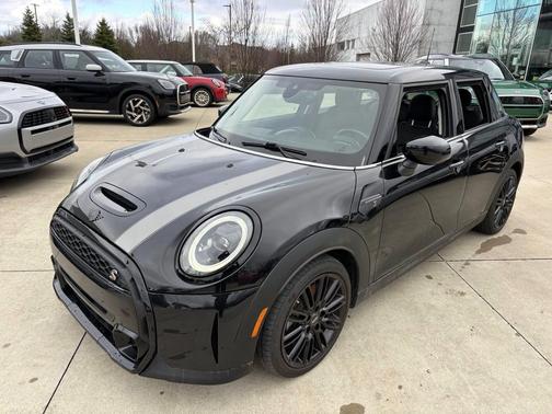 2024 MINI Hardtop Cooper S