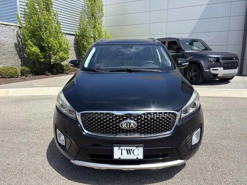 Ebony Black 2016 Kia Sorento SX