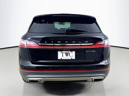 Infinite Black Metallic 2019 Lincoln Nautilus Reserve