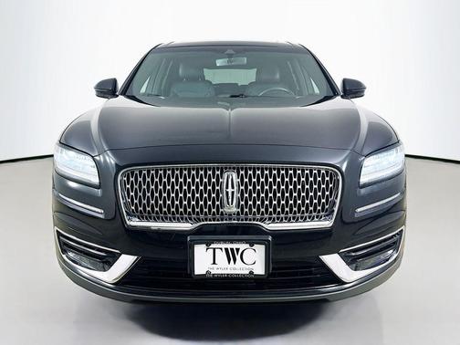 Infinite Black Metallic 2019 Lincoln Nautilus Reserve