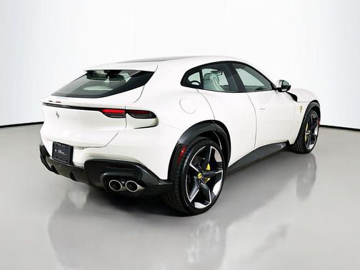 Bianco Avus 2025 Ferrari Purosangue Base