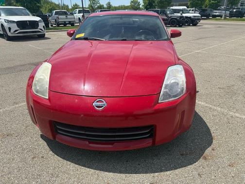 Redline 2006 Nissan 350Z Enthusiast