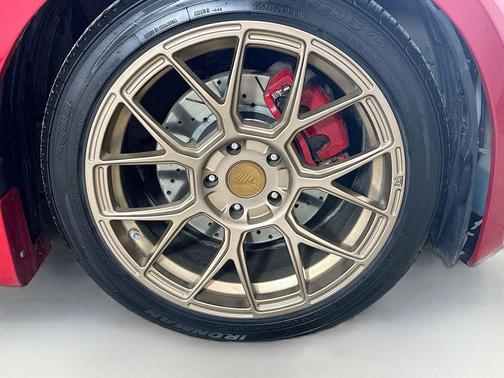 Redline 2006 Nissan 350Z Enthusiast