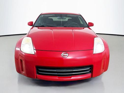 Redline 2006 Nissan 350Z Enthusiast