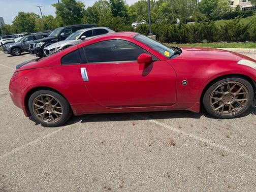 Redline 2006 Nissan 350Z Enthusiast