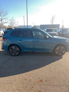 2025 BMW X1 M35i