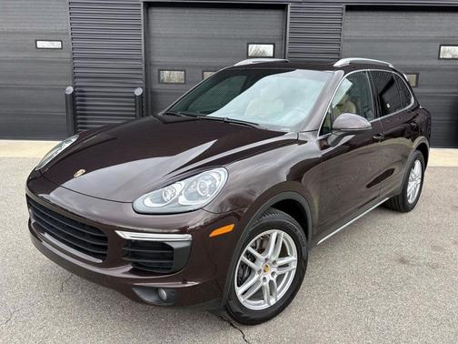 2017 Porsche Cayenne Cayenne