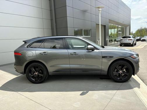 Corris Grey Metallic 2019 Jaguar F-PACE 30t R-Sport