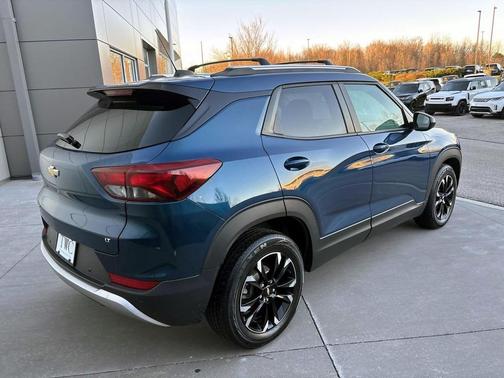 Pacific Blue Metallic 2021 Chevrolet Trailblazer LT