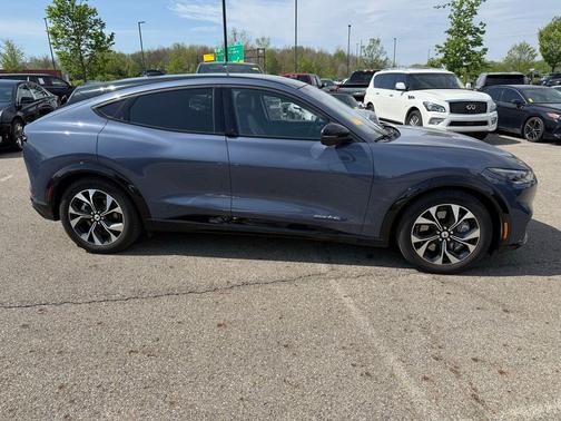 Infinite Blue Metallic Tinted Clearcoat 2021 Ford Mustang Mach-E Premium