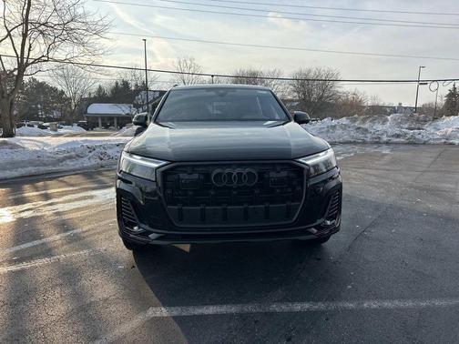 2026 Audi Q7 45 Premium