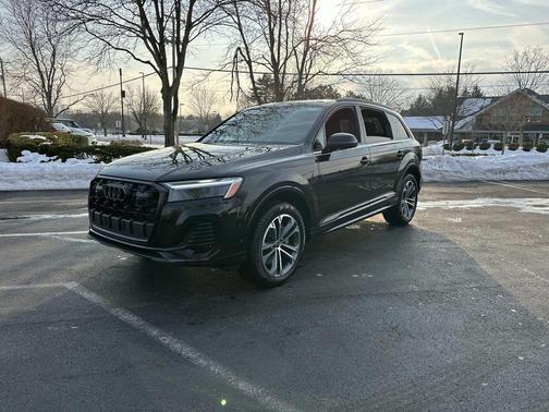 2026 Audi Q7 45 Premium
