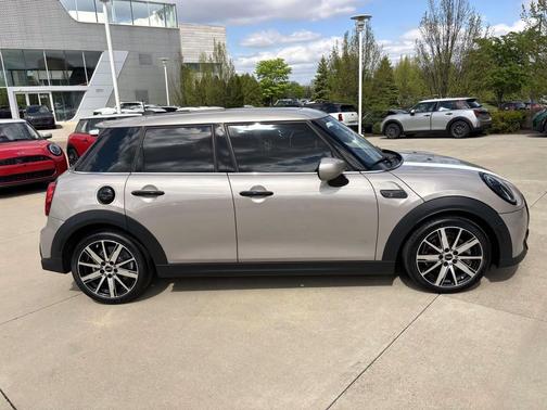 Rooftop Grey Metallic 2024 MINI Hardtop Cooper S