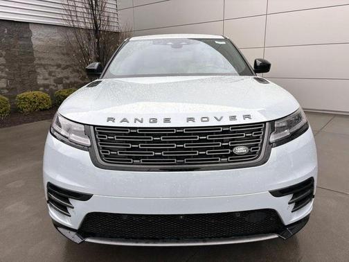 2026 Land Rover Range Rover Velar P250 SE R-Dynamic