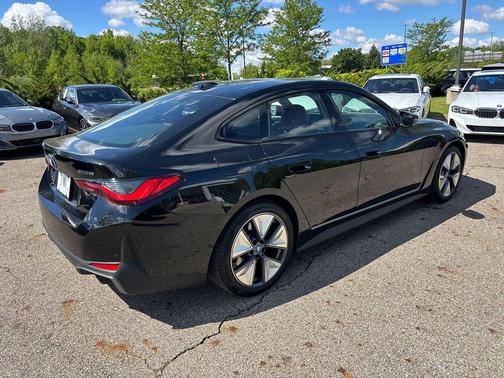 Black Sapphire Metallic 2023 BMW i4 Gran Coupe eDrive35