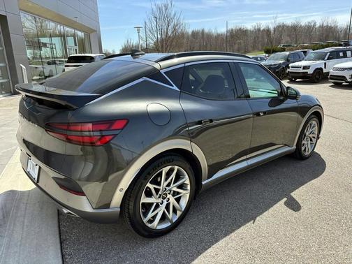 Makalu Gray 2024 Genesis GV60 Advanced AWD