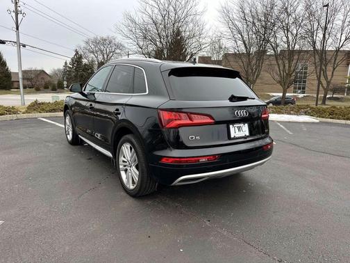 2019 Audi Q5 2.0T Premium Plus