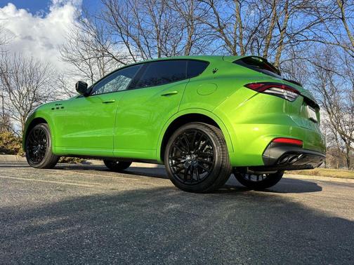 2023 Maserati Levante Modena