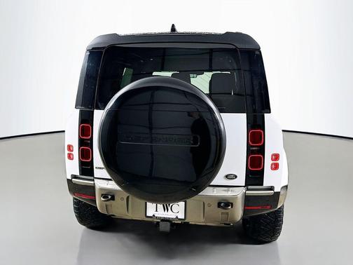 Fuji White 2021 Land Rover Defender 110 X-Dynamic HSE