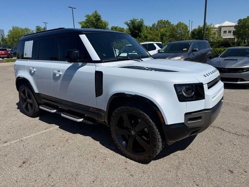 Fuji White 2021 Land Rover Defender 110 X-Dynamic HSE