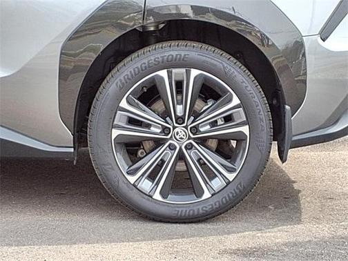 2024 Toyota bZ4X Limited