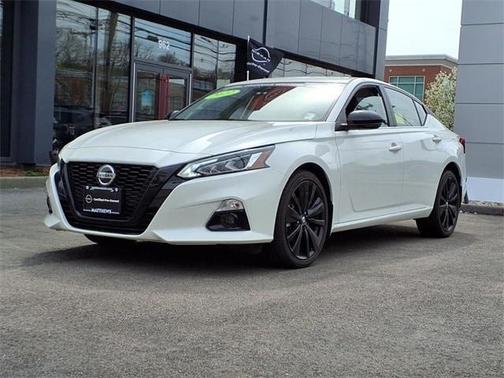 2022 Nissan Altima 2.5 SR