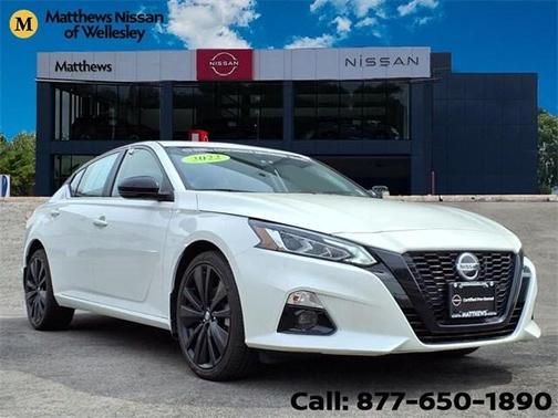2022 Nissan Altima 2.5 SR