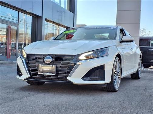 2023 Nissan Altima 2.5 SL