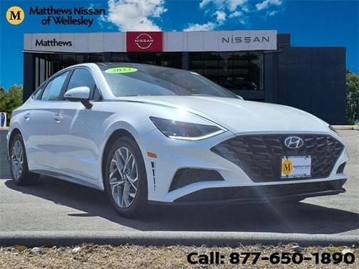 2022 Hyundai SONATA SEL