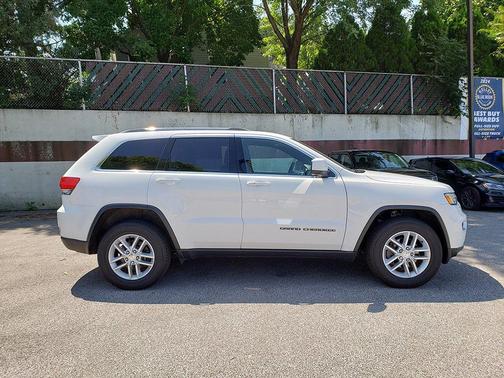 2018 Jeep Grand Cherokee Laredo E