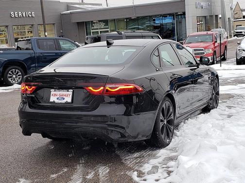 2024 Jaguar XF R-Dynamic SE P250 AWD Automatic