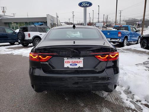 2024 Jaguar XF R-Dynamic SE P250 AWD Automatic