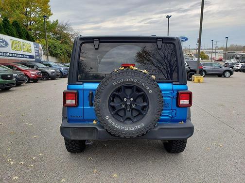 2022 Jeep Wrangler Sport