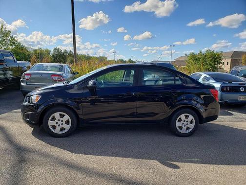 2016 Chevrolet Sonic LS