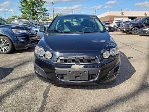 2016 Chevrolet Sonic LS