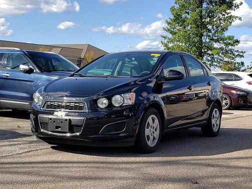 2016 Chevrolet Sonic LS