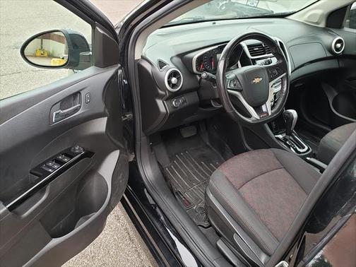 2017 Chevrolet Sonic LT