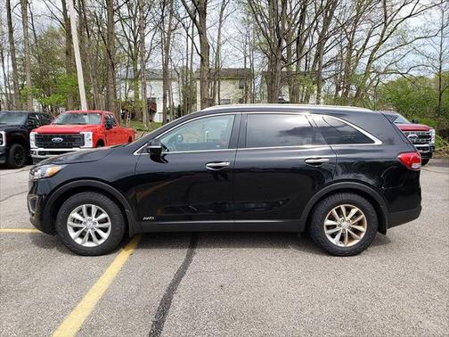 2018 Kia Sorento LX