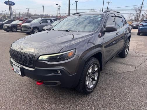 2019 Jeep Cherokee Trailhawk