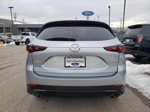 2022 Mazda CX-5 2.5 S Preferred Package