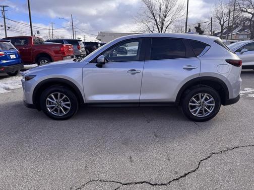 2022 Mazda CX-5 2.5 S Preferred Package