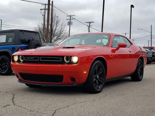 2019 Dodge Challenger SXT