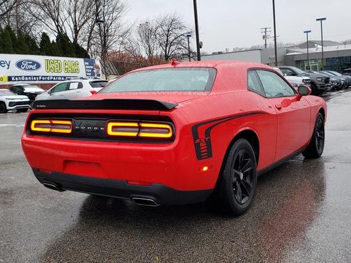 2019 Dodge Challenger SXT