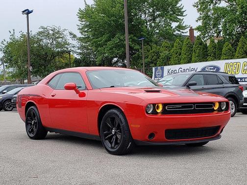2019 Dodge Challenger SXT