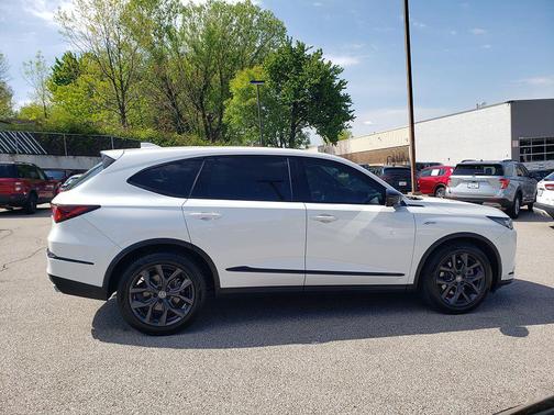 Platinum White Pearl 2022 Acura MDX A-Spec Package